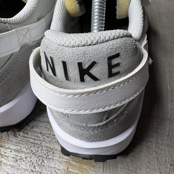 Nike Mens Waffle Debut Grey Fog White Lace up Running Sneakers DH9522-003 10.5 - Picture 6 of 8